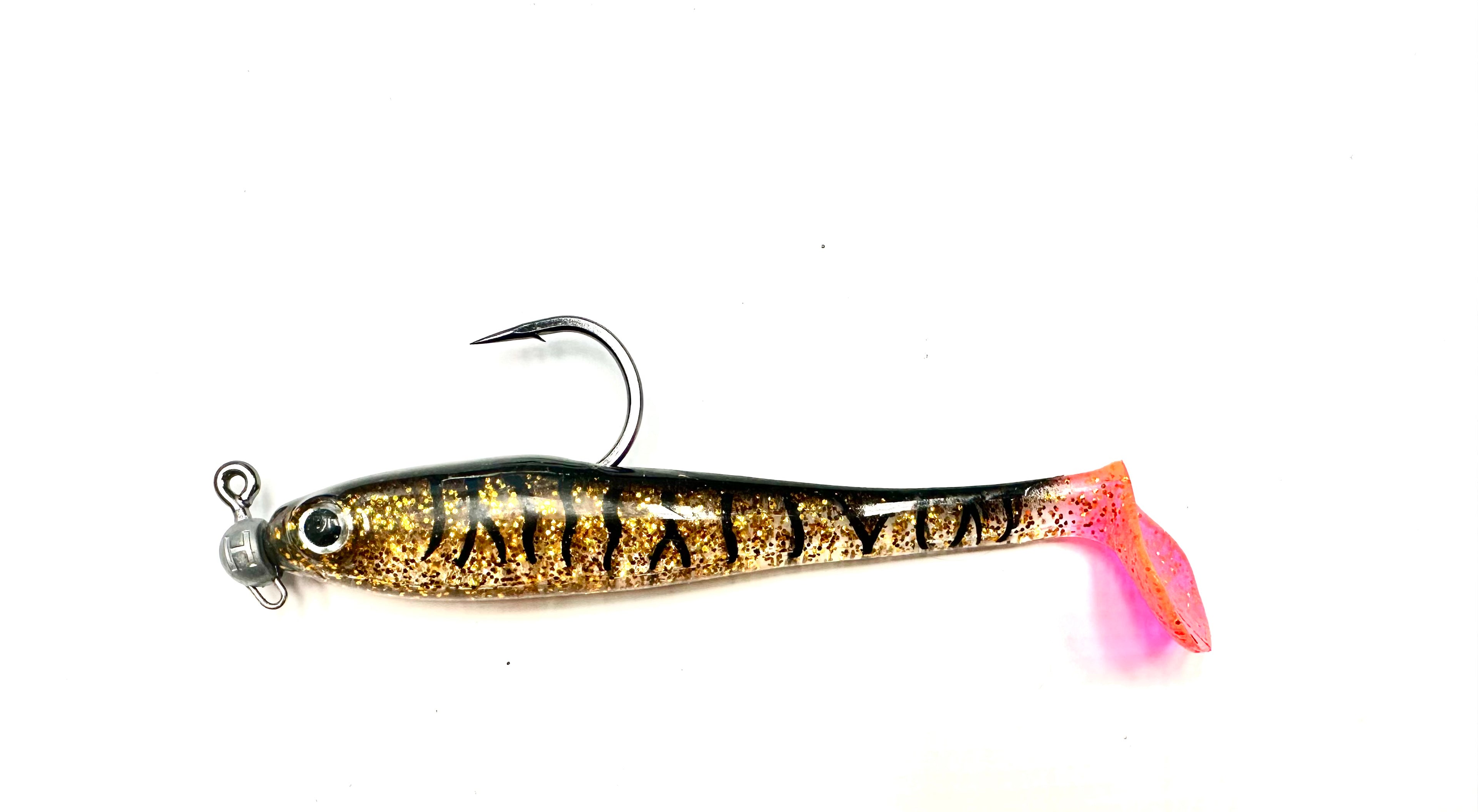 Shads 5” Hollow Shads 1/4oz Rigged 6/0 Black and Gold